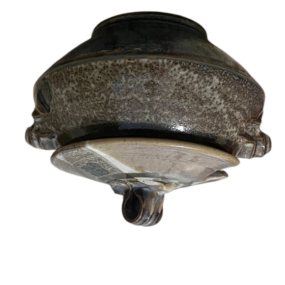 Brown Hand Thrown Studio Pottery Covered Casserole Dish Lid Signed Lynne - Picture 5 of 12